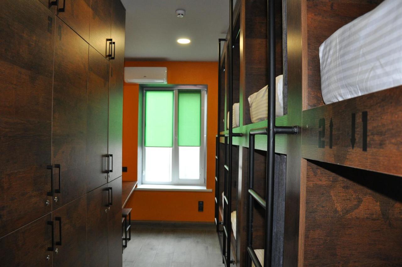 Full House Capsule Hostel Rivne Exterior photo A typical dormitory room at the International House